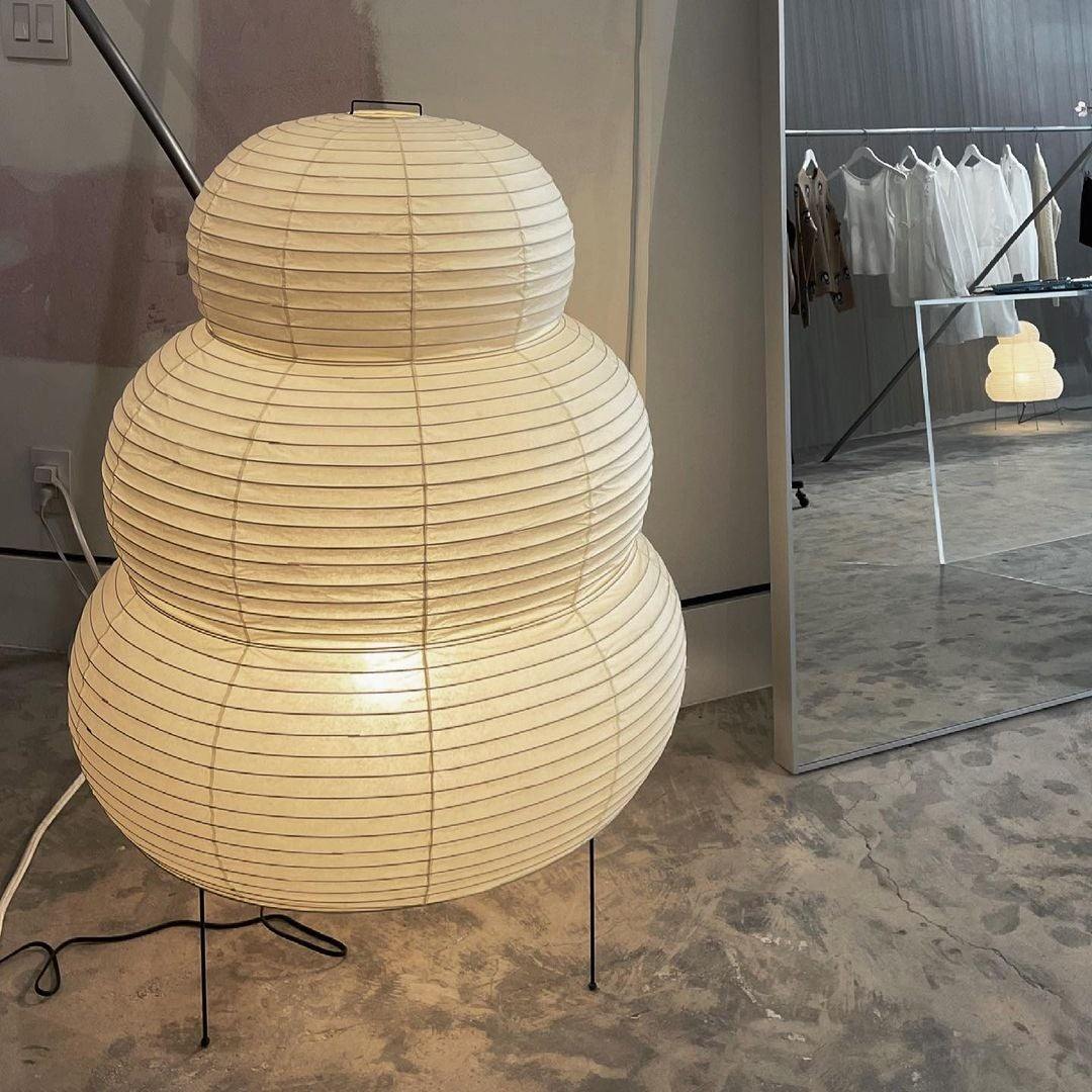 Lampe de table japonaise Soloza