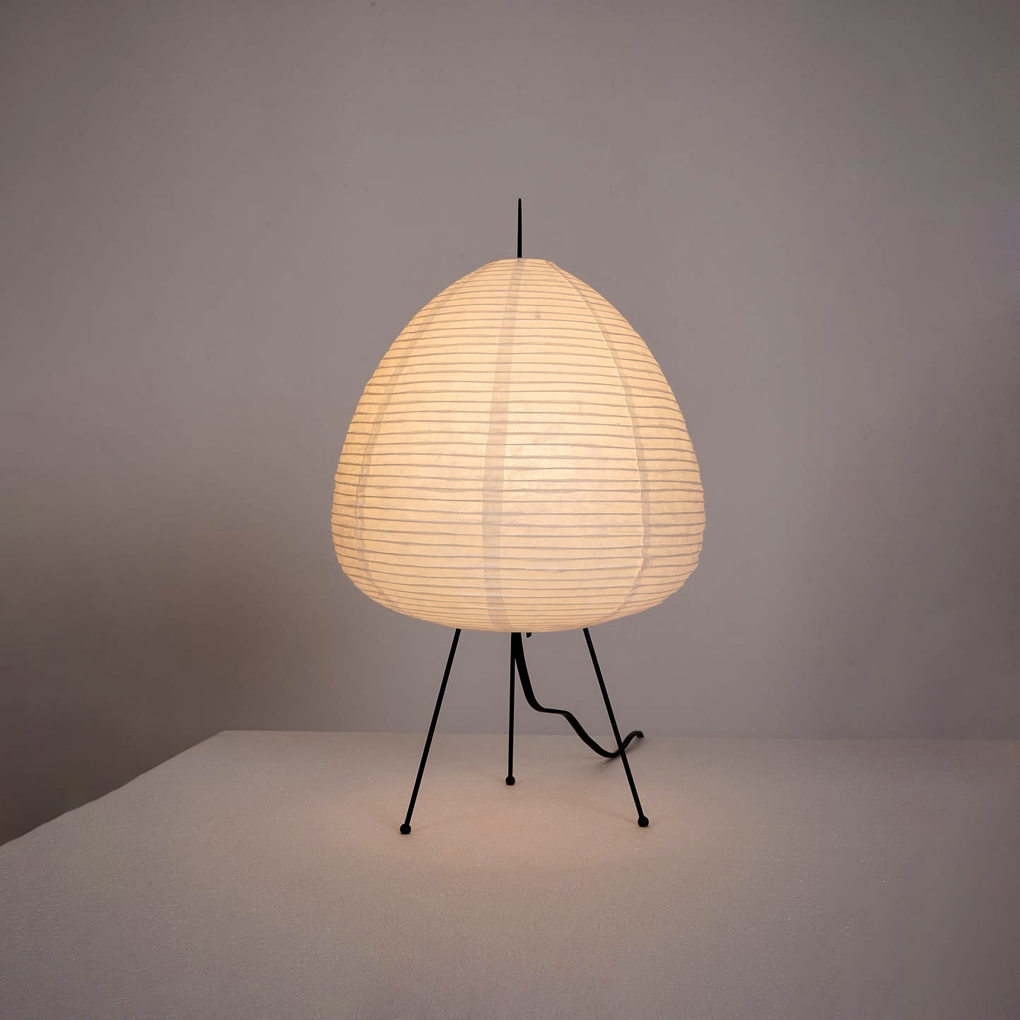 Lampe de table japonaise Soloza