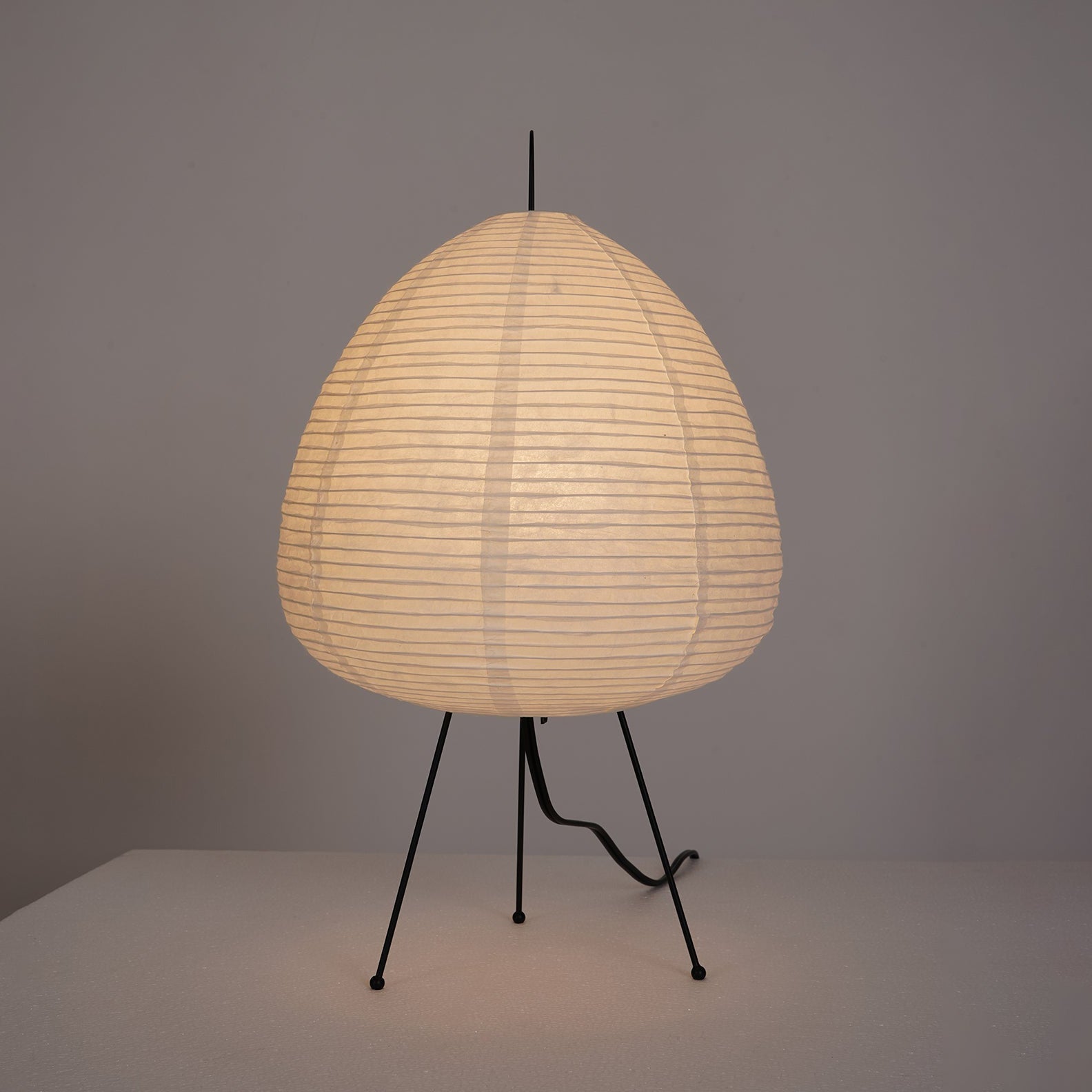Lampe de table japonaise Soloza