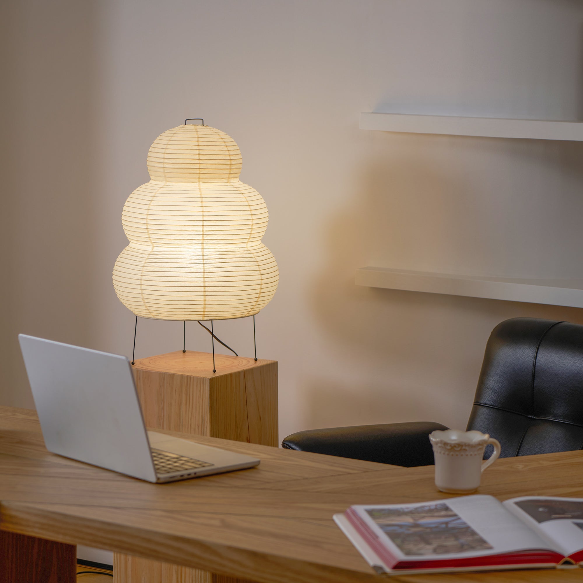 Lampe de table japonaise Soloza