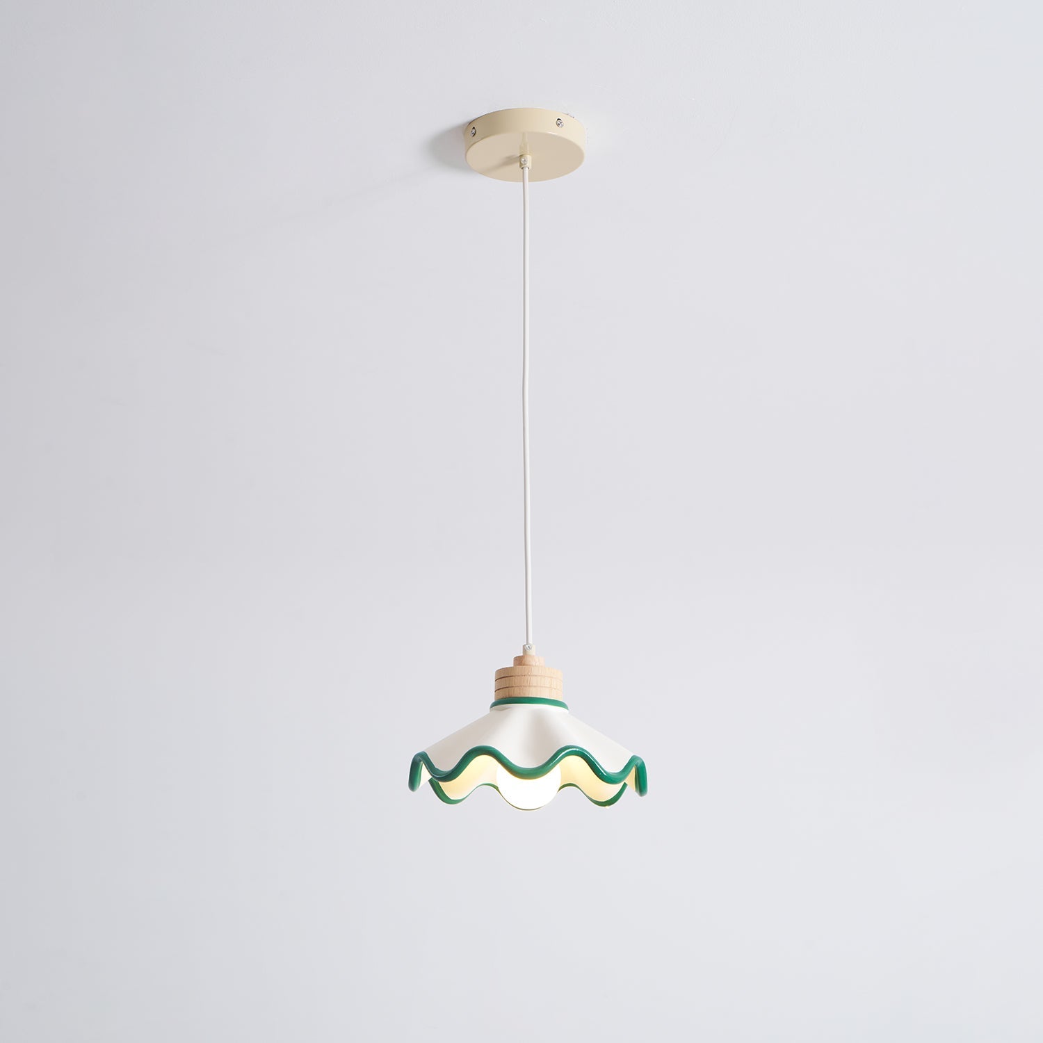 Suspension festonnée Jaonévia