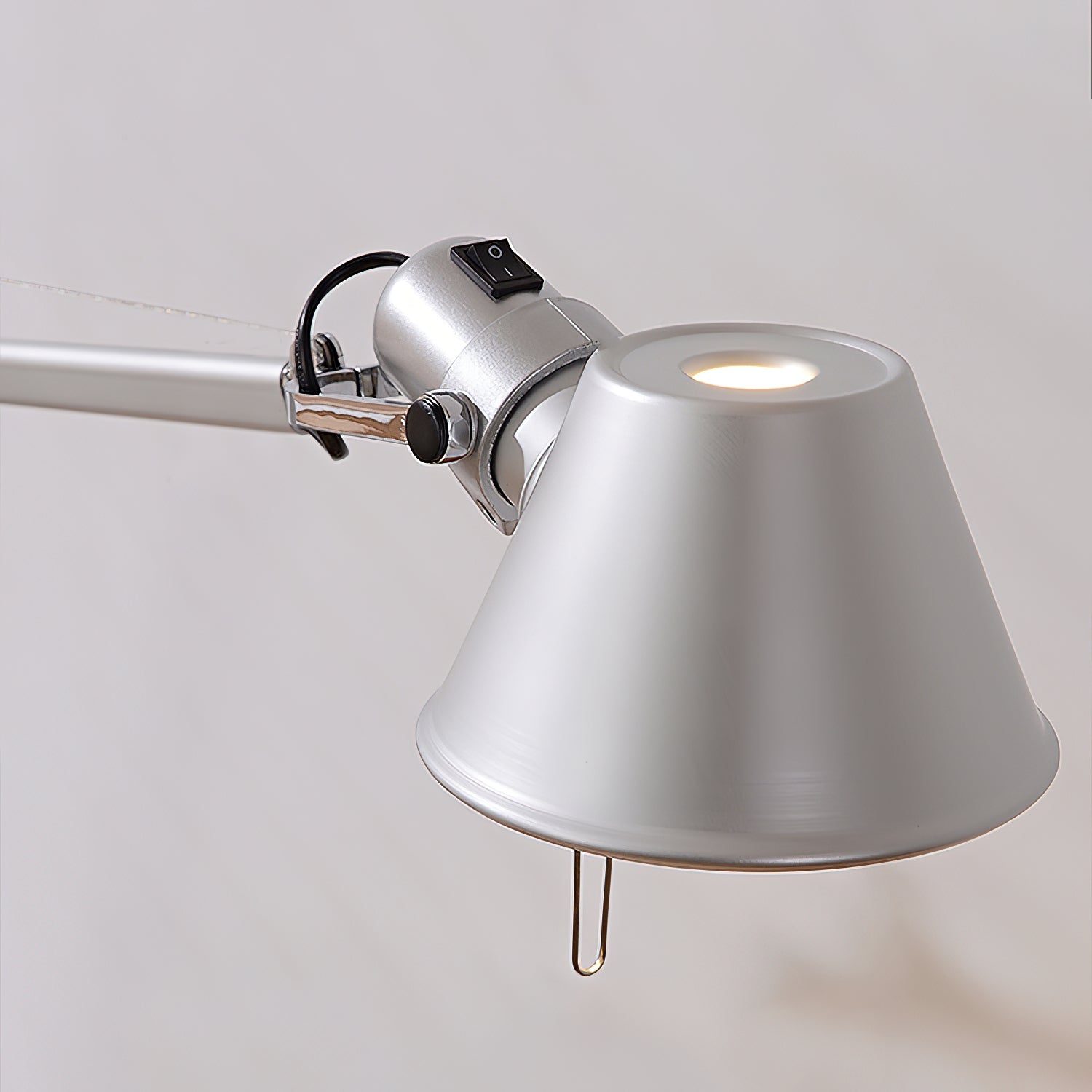 Lampe de table articulée Fibelisse