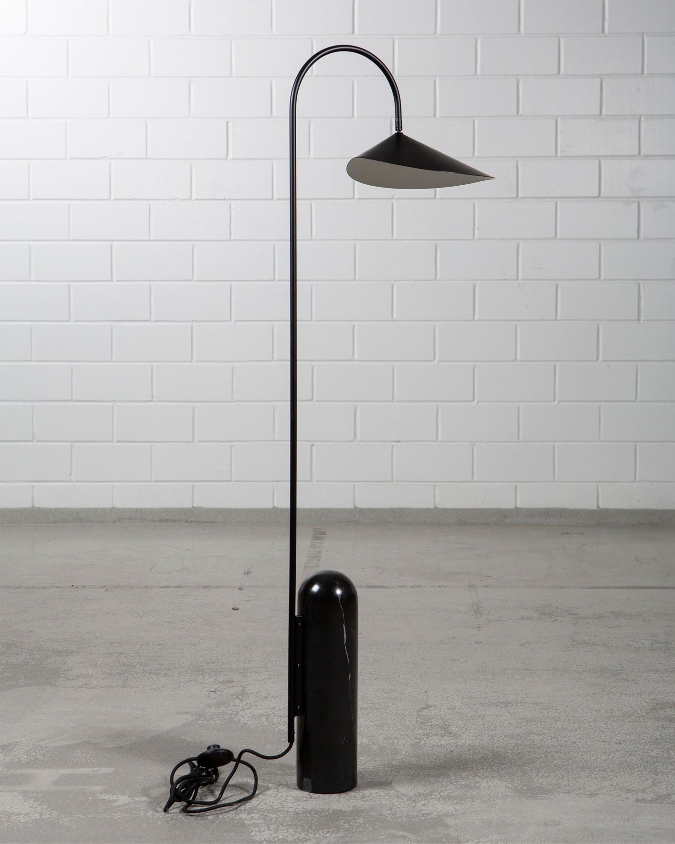 Lampadaire minimaliste Loovis