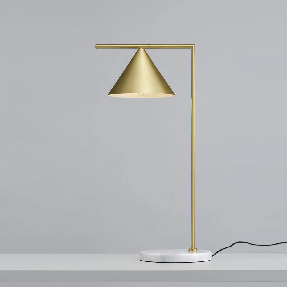 Lampadaire conique Celmirellea