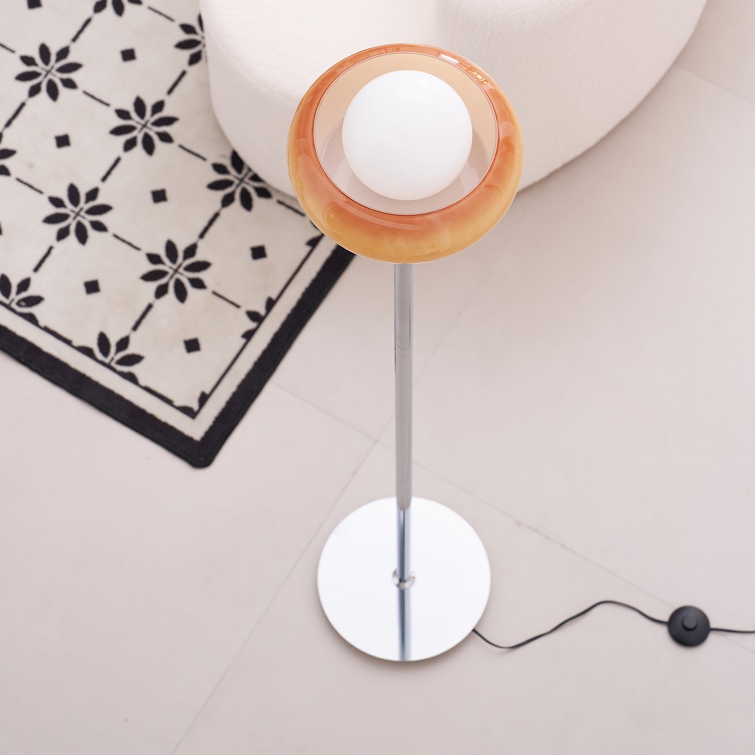 Lampadaire globe Perenelléa