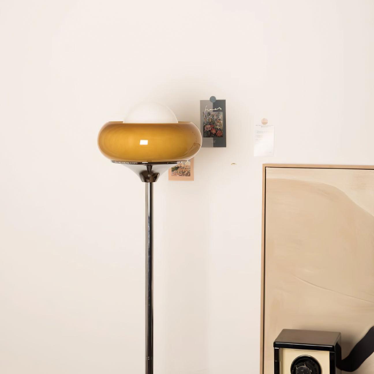 Lampadaire globe Perenelléa