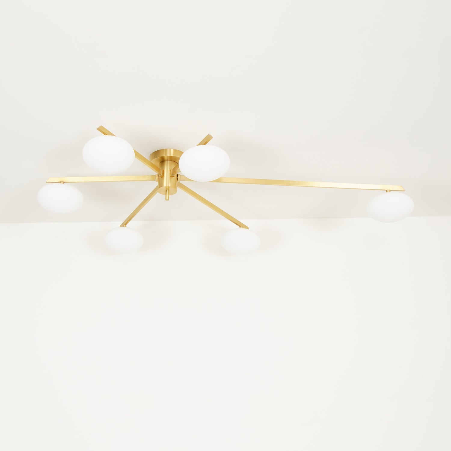 Plafonnier moderne Caluelo