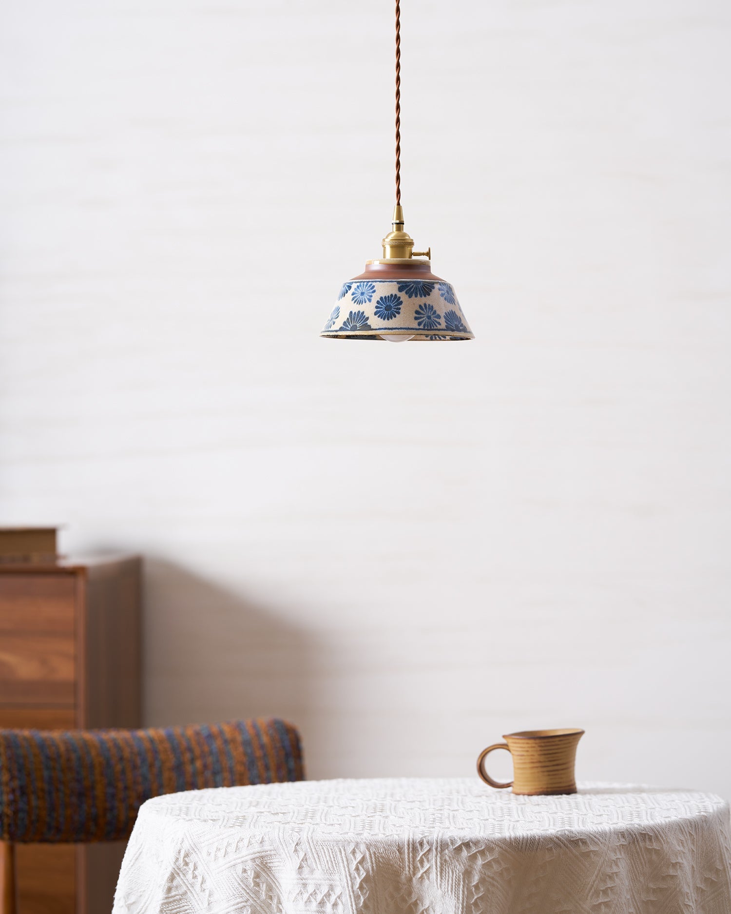 Suspension artisanale Celroncour