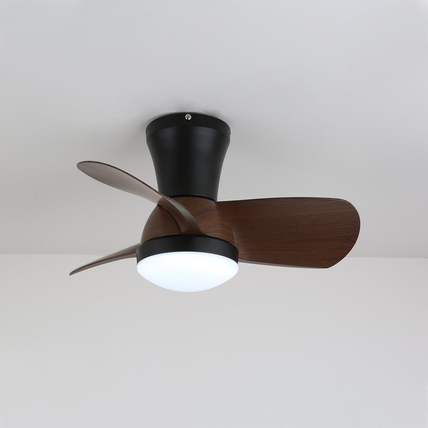 Ventilateur de plafond moderne Kebeluna