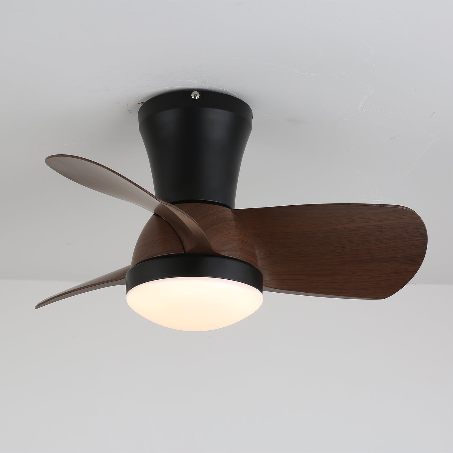 Ventilateur de plafond moderne Kebeluna