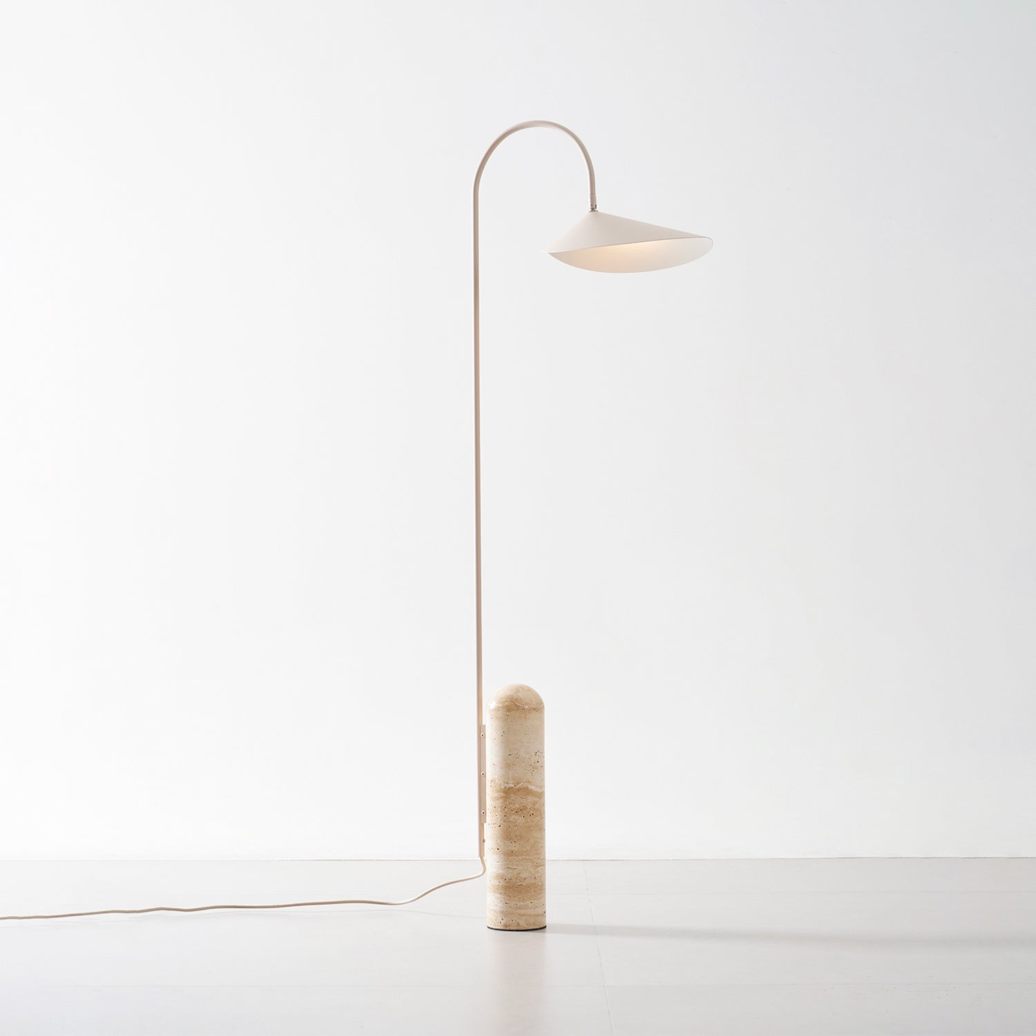 Lampadaire minimaliste Loovis