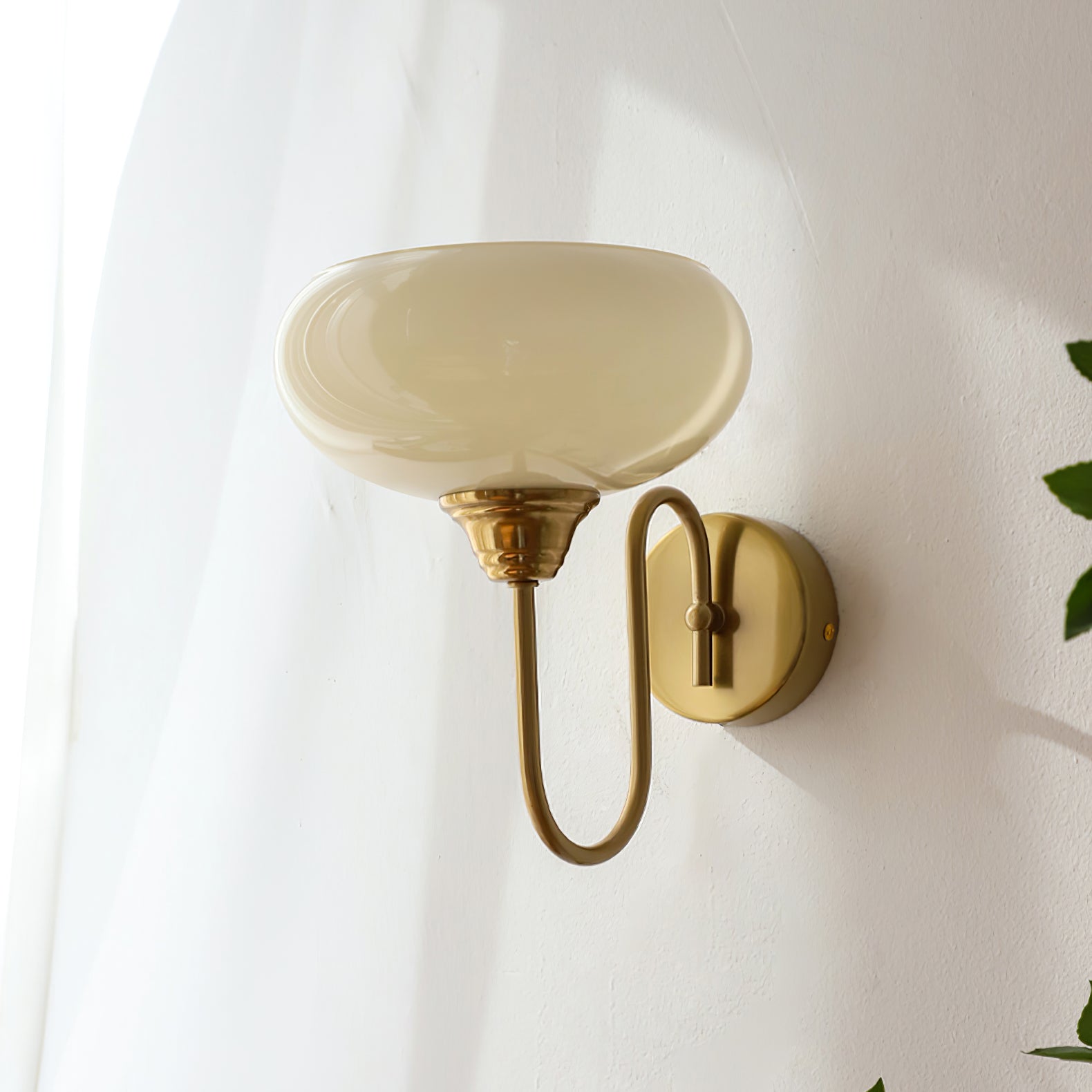 Applique murale moderne Novomont