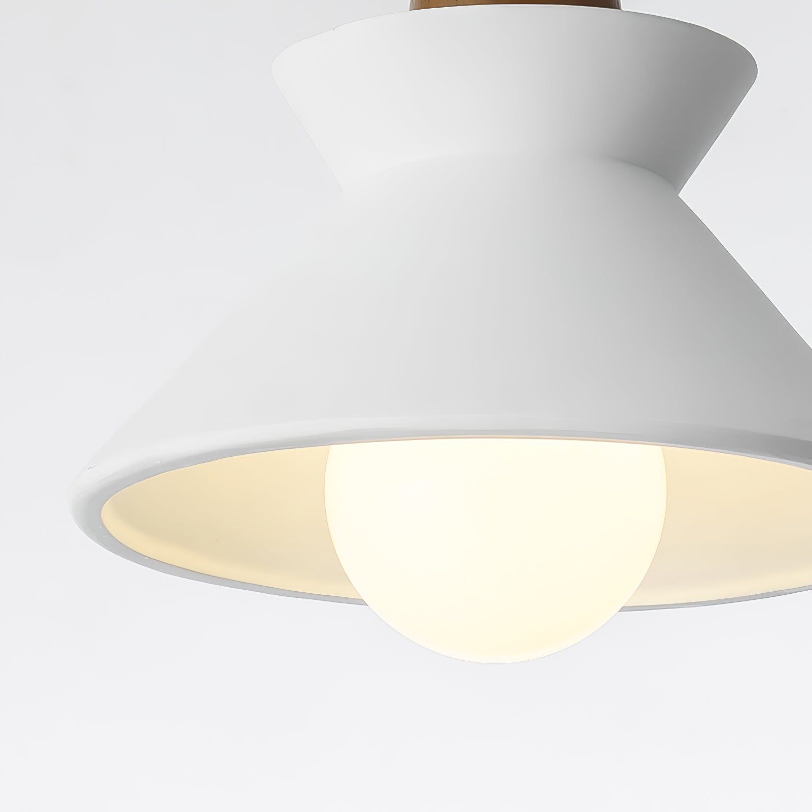 Suspension conique Selenivo