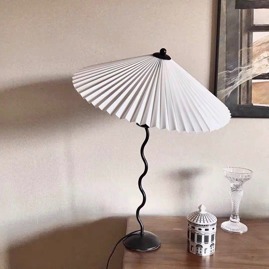 Lampe de table ondulée Toraris