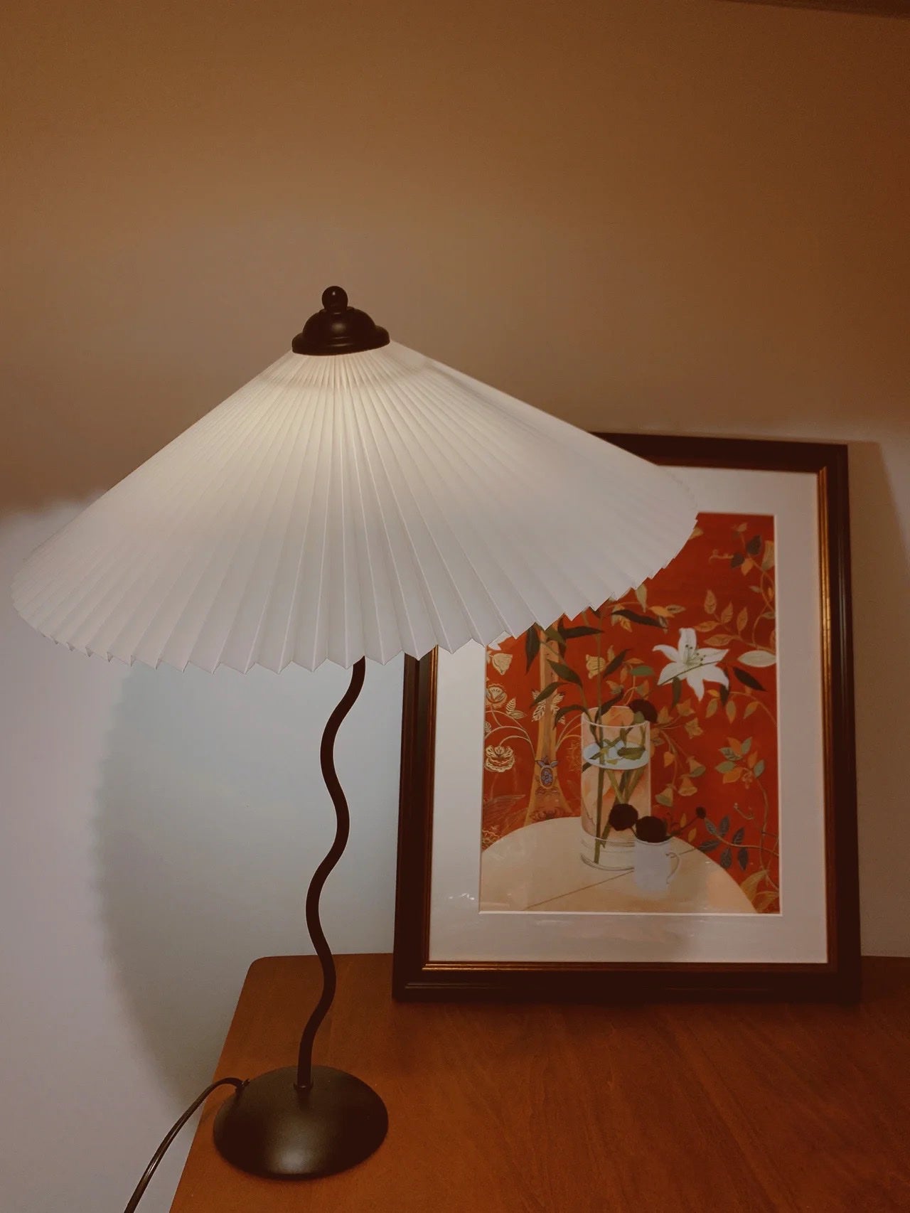 Lampe de table ondulée Toraris