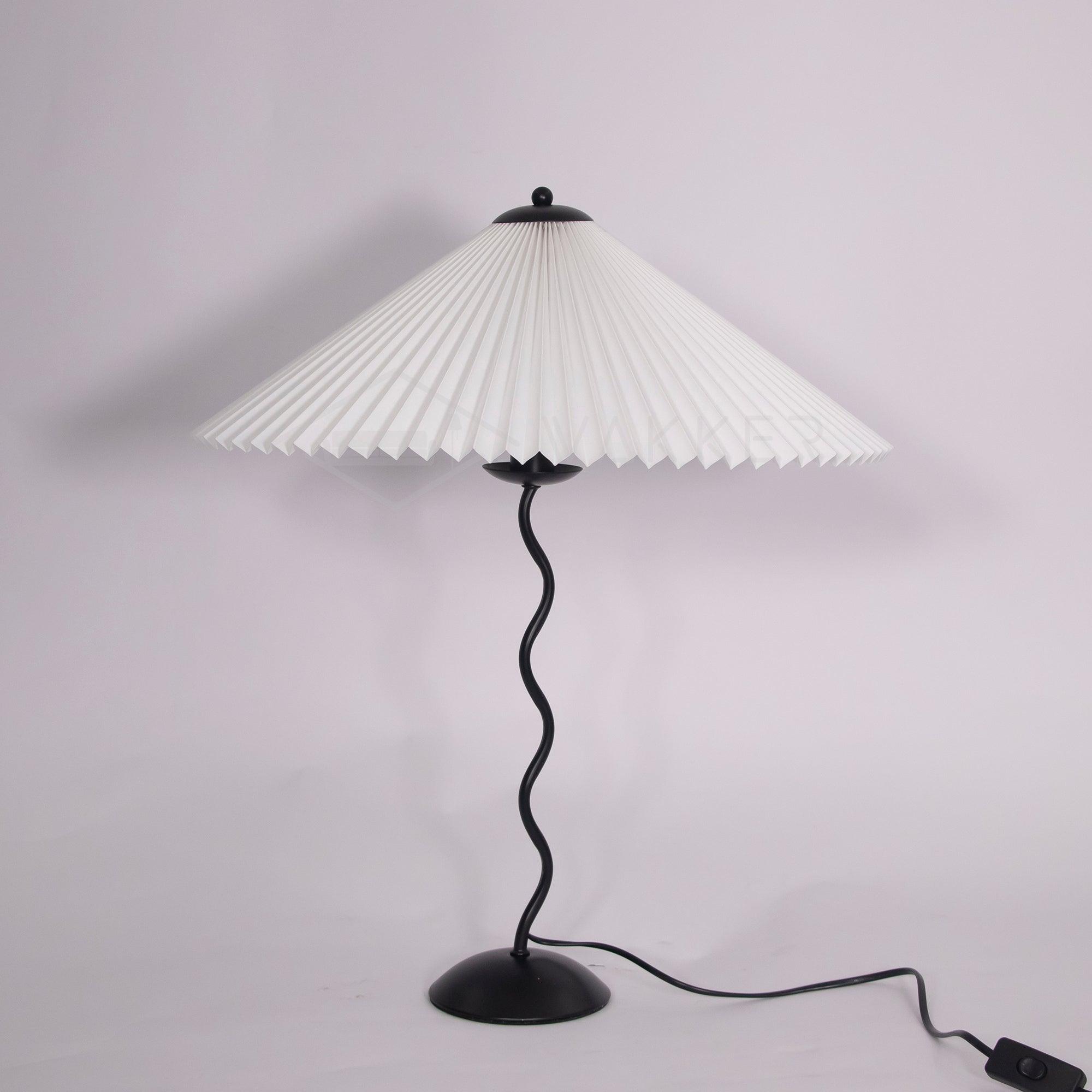 Lampe de table ondulée Toraris