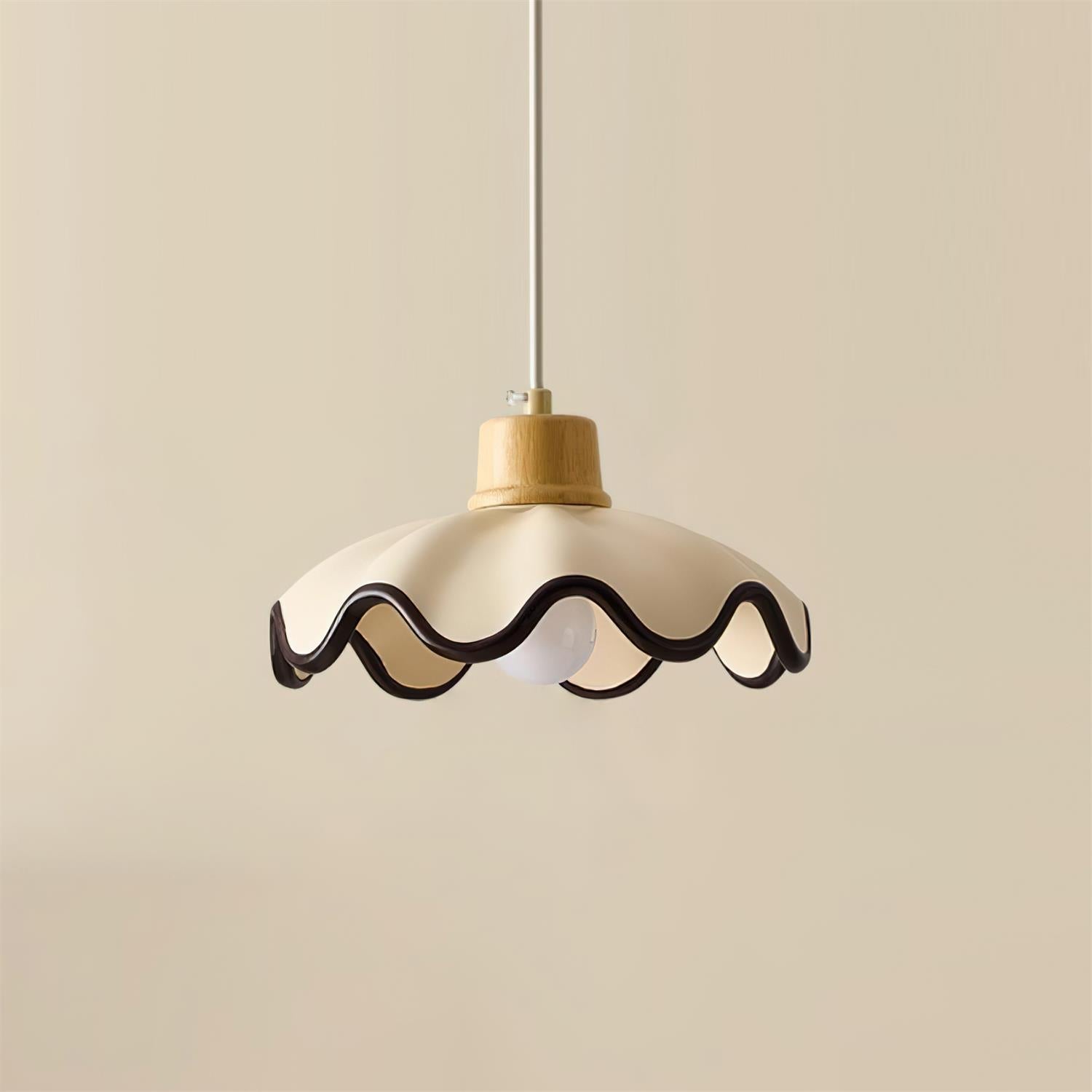 Suspension festonnée Jaonévia