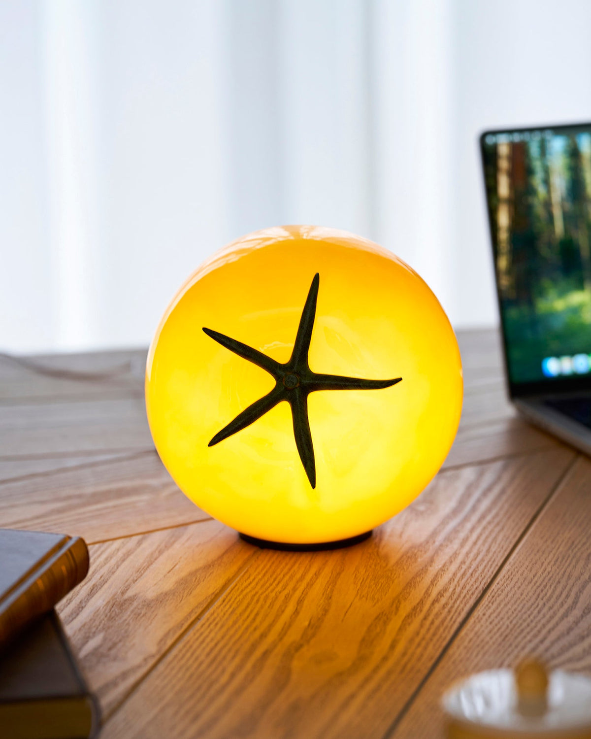 Lampe de table tomate Coarion