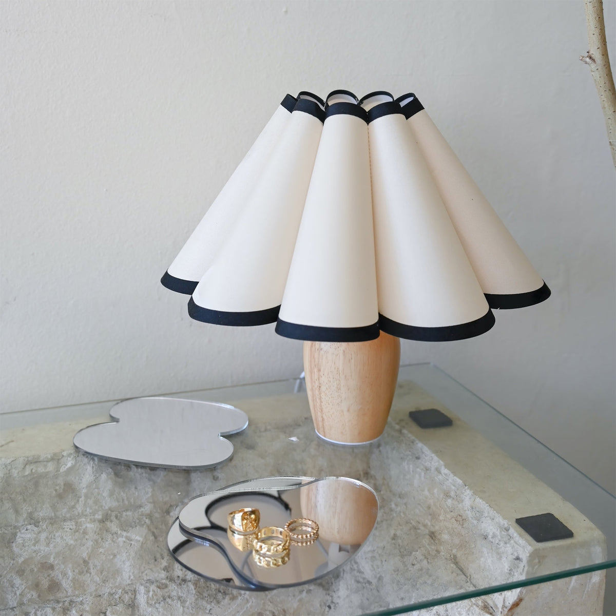 Lampe de table cannelée Almireco