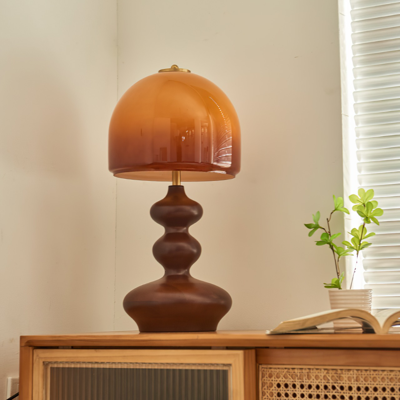 Lampe de table Doclova
