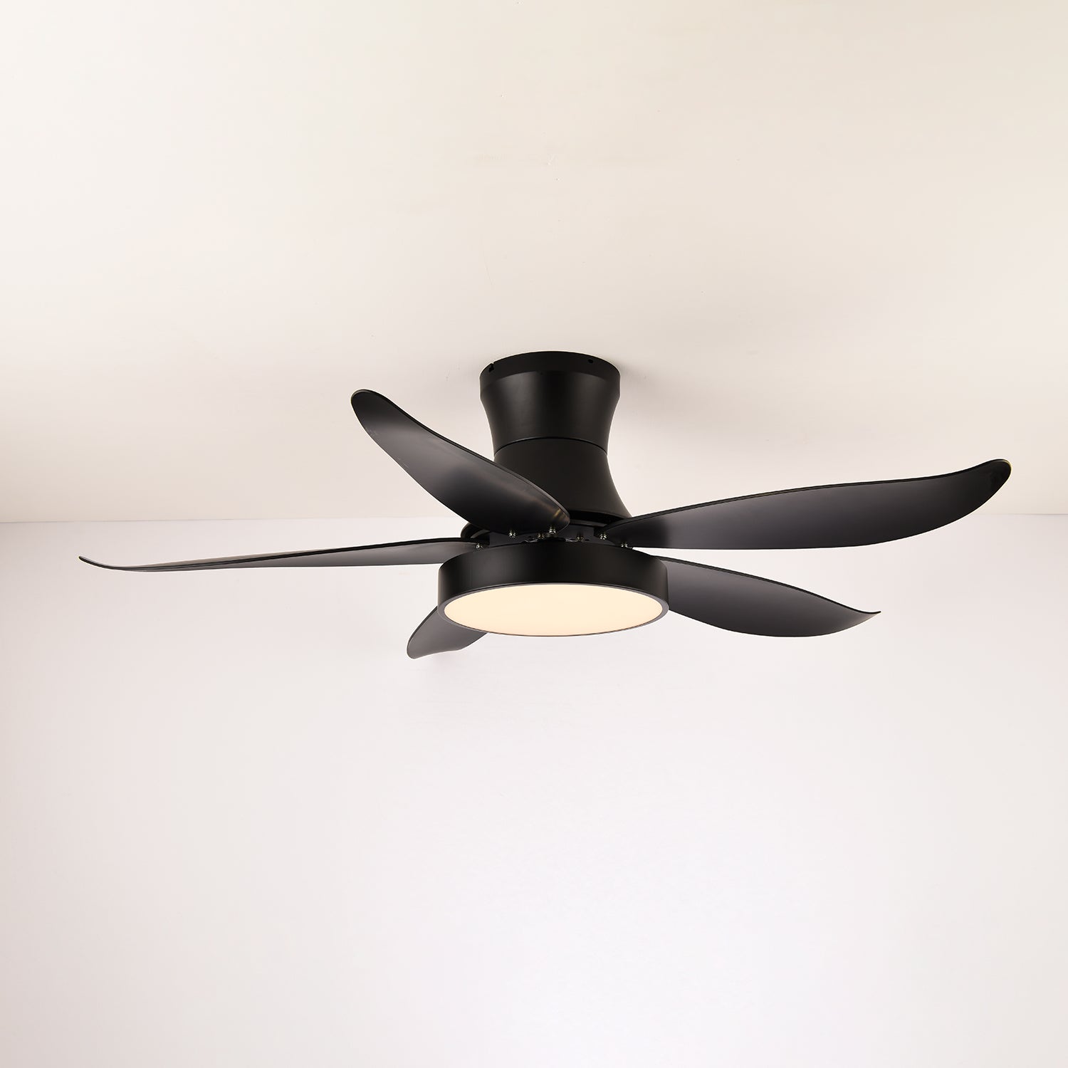Ventilateur de plafond moderne Veerira