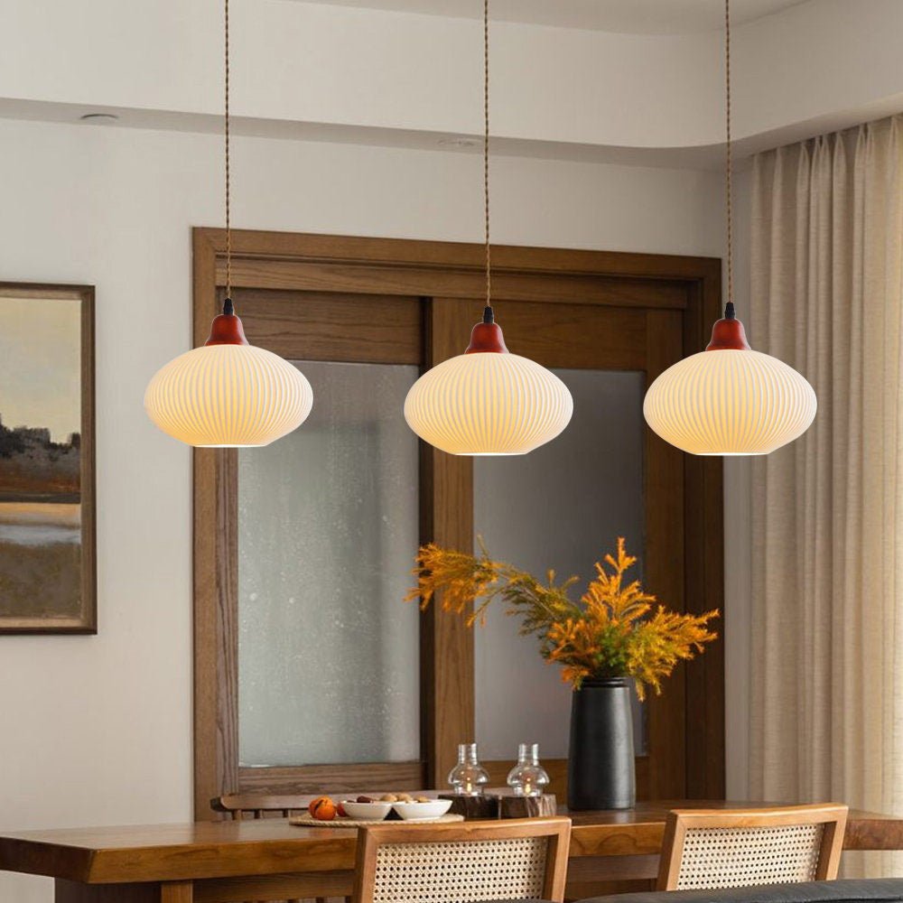 Quinellea suspension - Valora Design