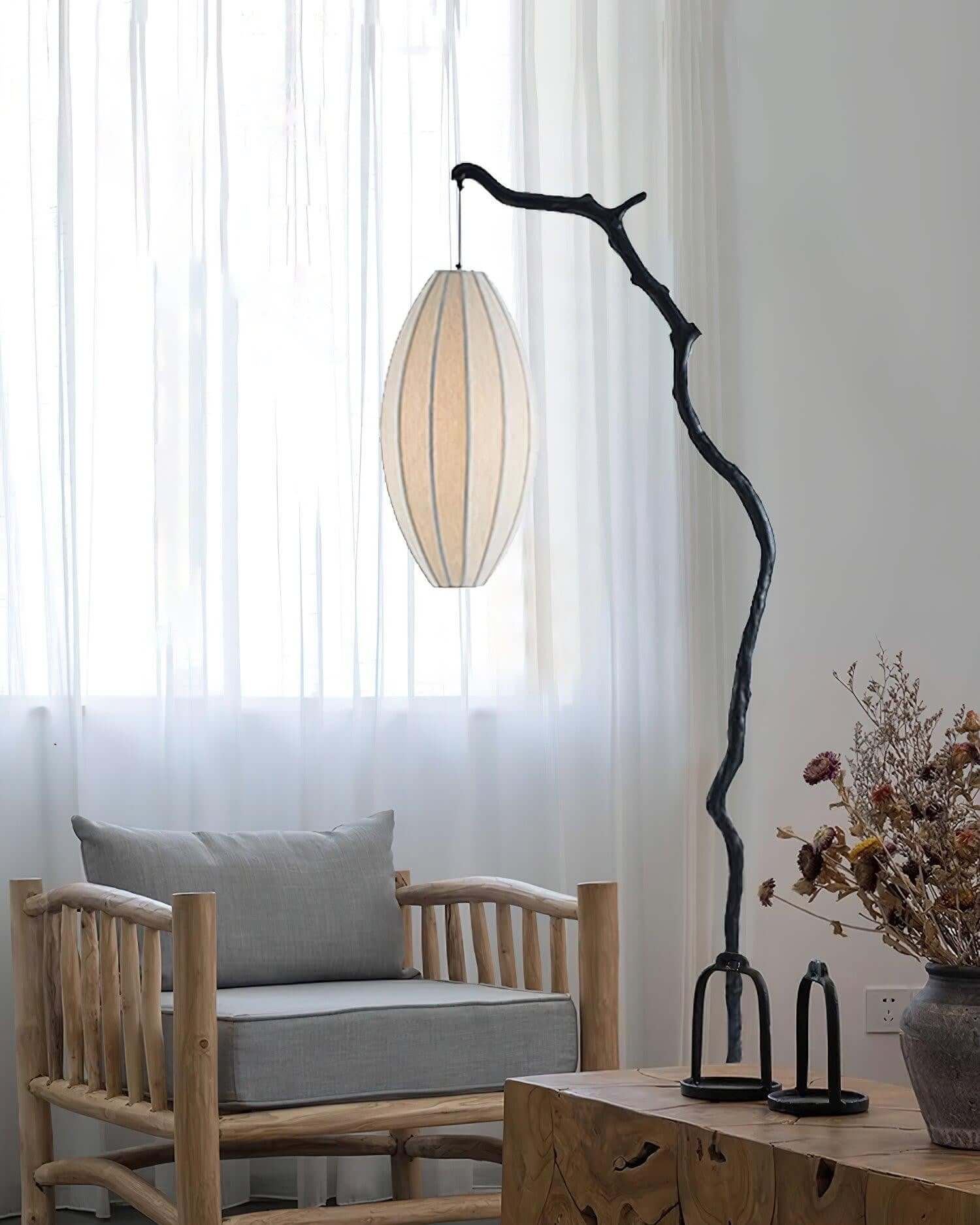 Lampadaire arborescent Kadorelléa