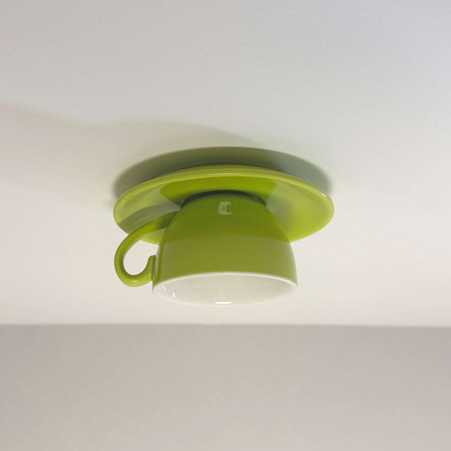 Plafonnier Olciela en forme de tasse à thé