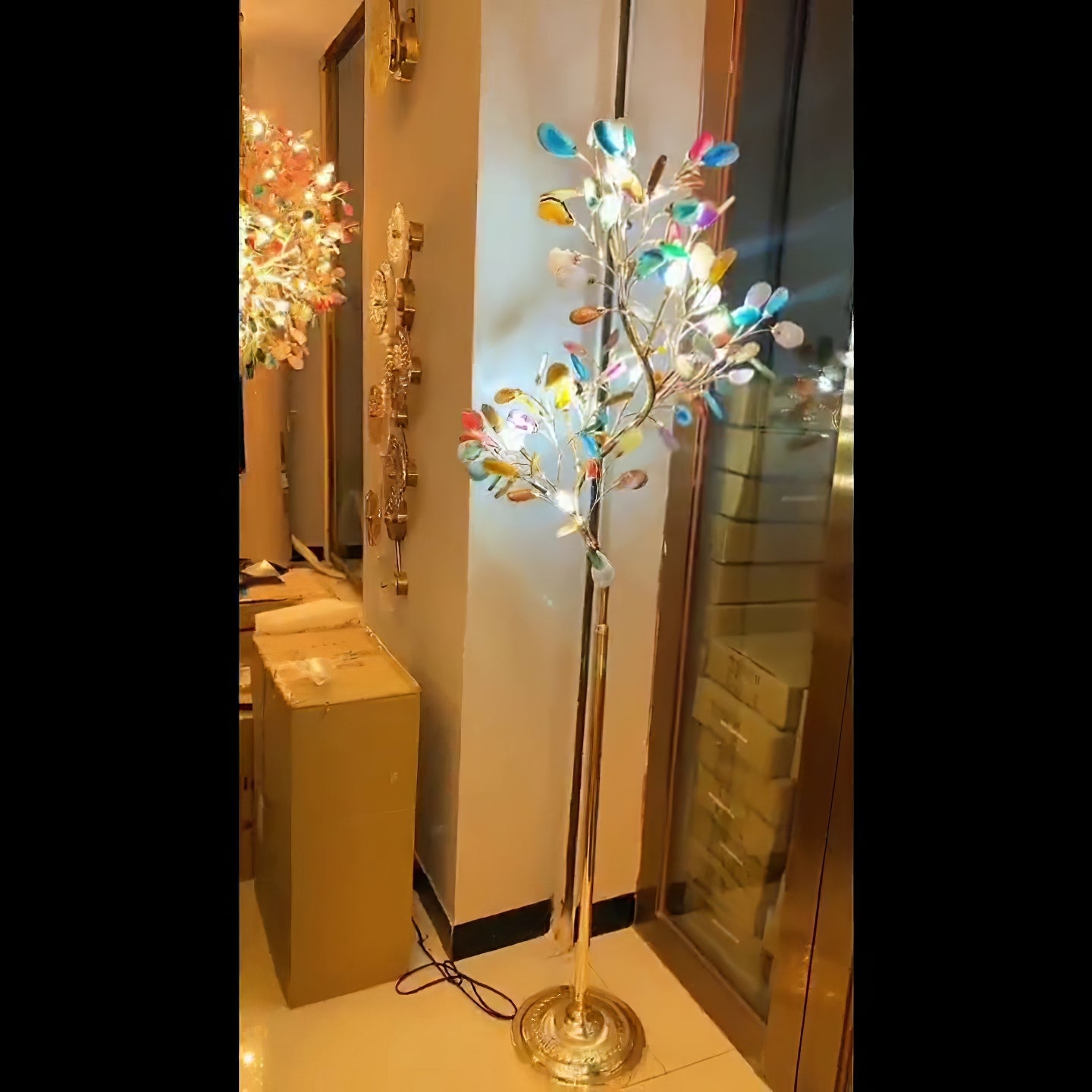 Lampadaire sculptural Quvalia