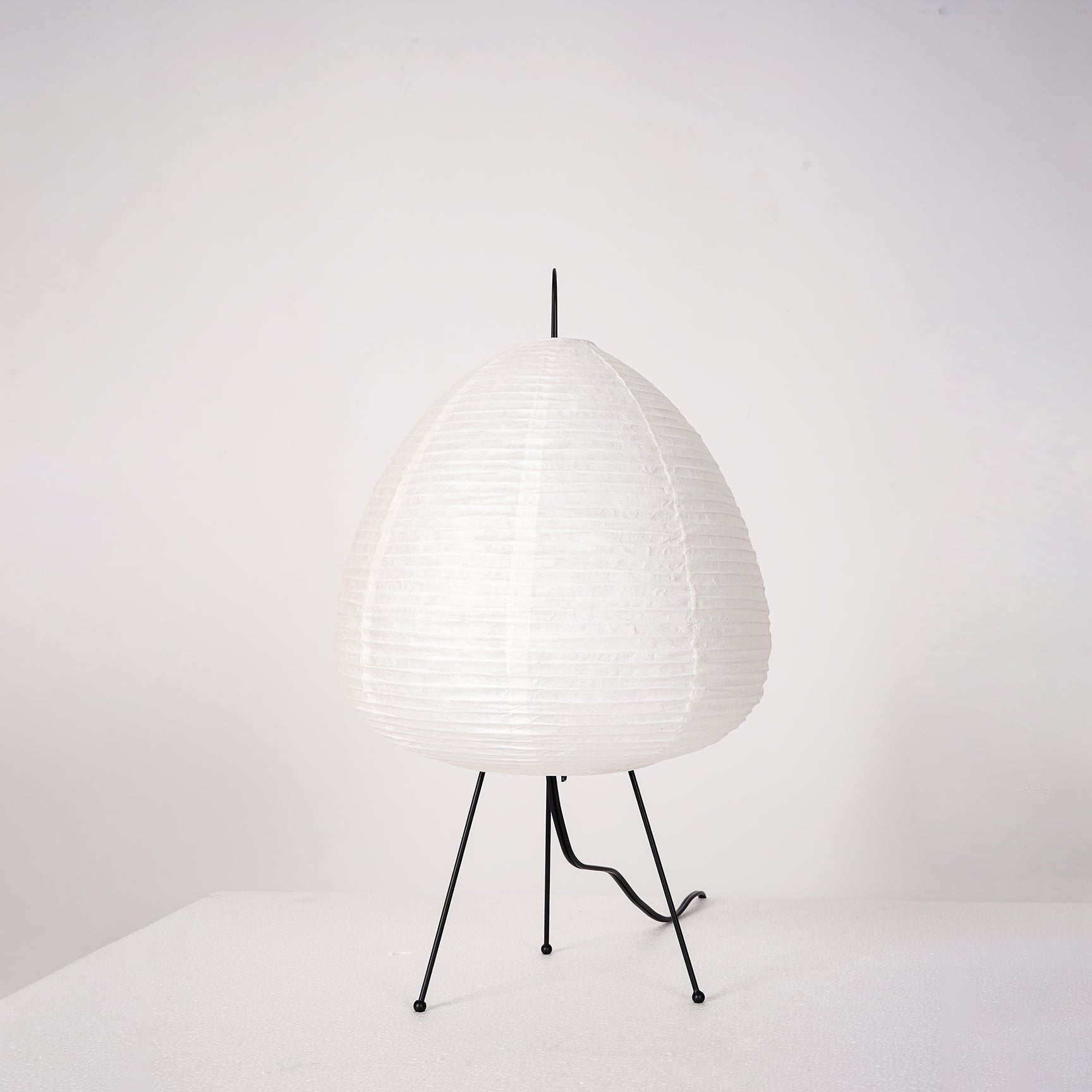 Lampe de table japonaise Soloza