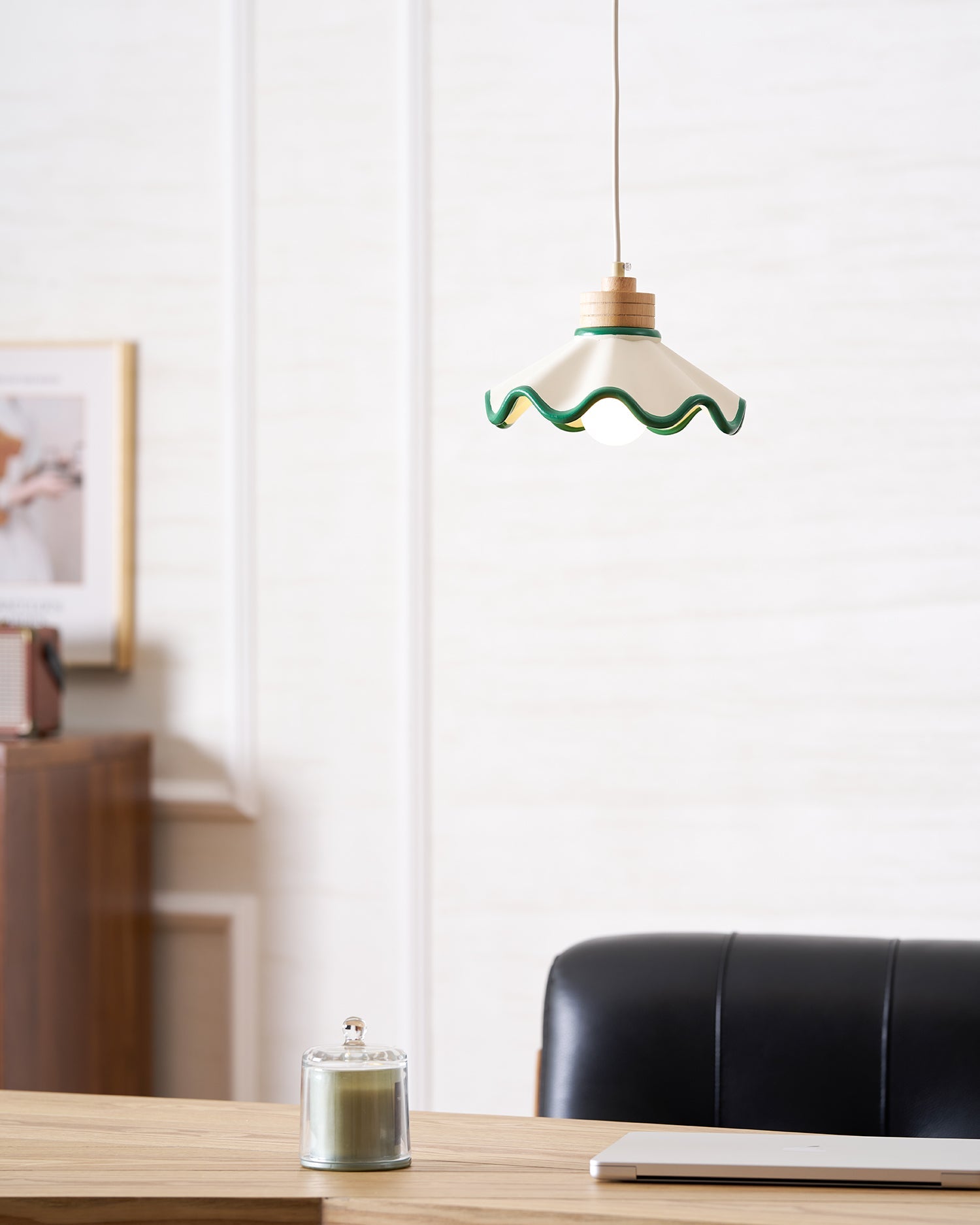 Suspension festonnée Jaonévia