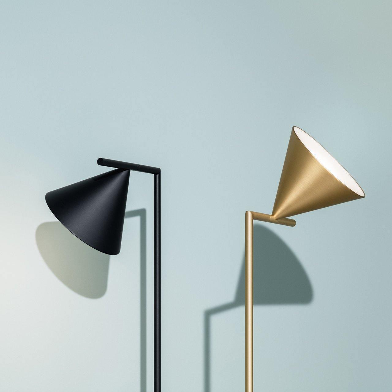Lampadaire conique Celmirellea