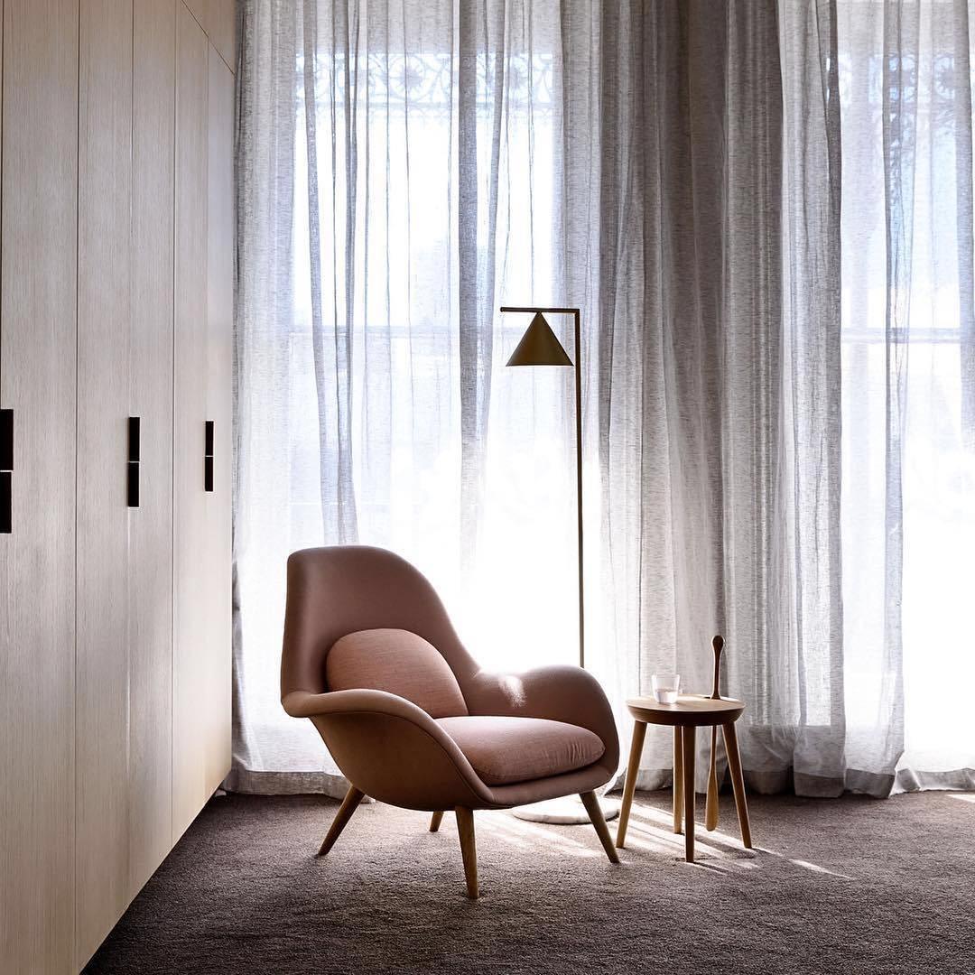 Lampadaire conique Celmirellea