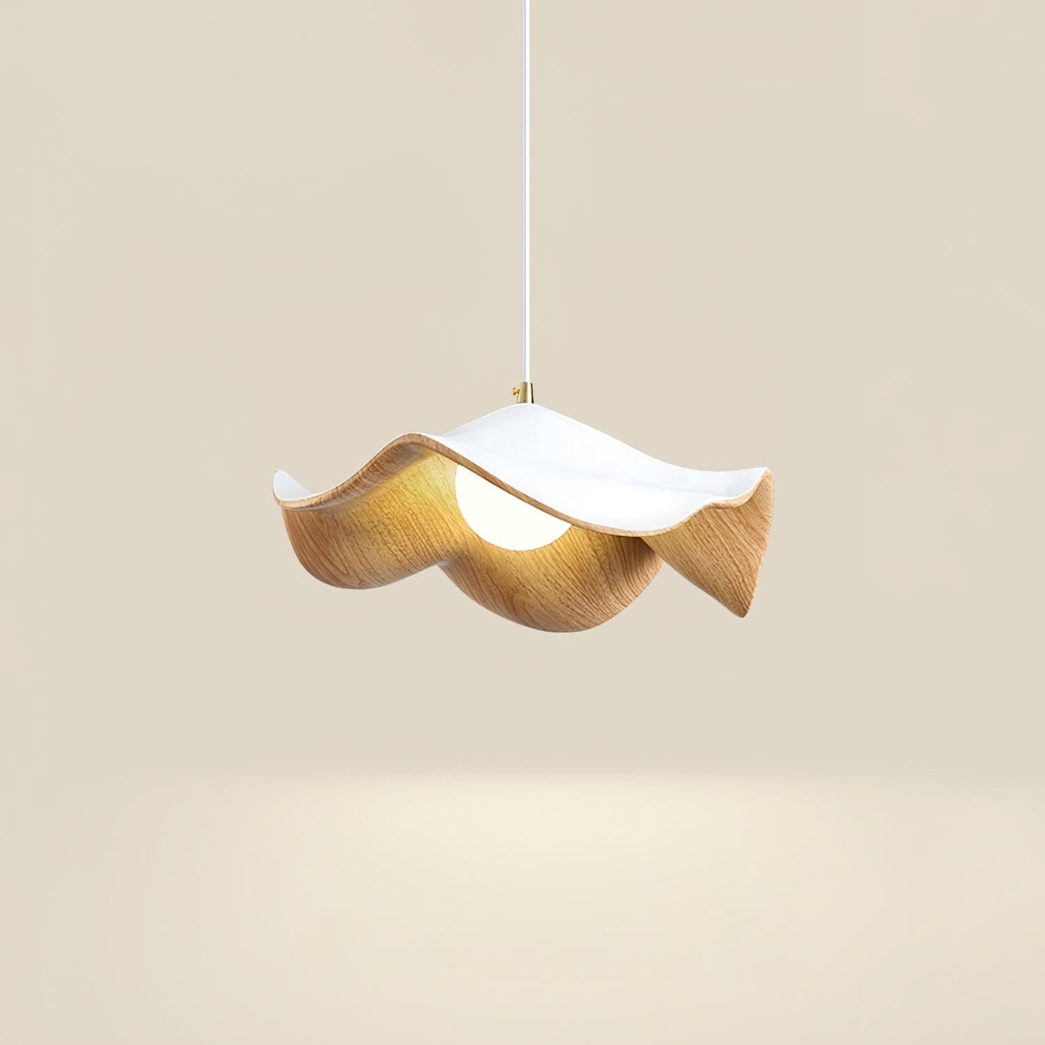 Suspension feuille Pelinion