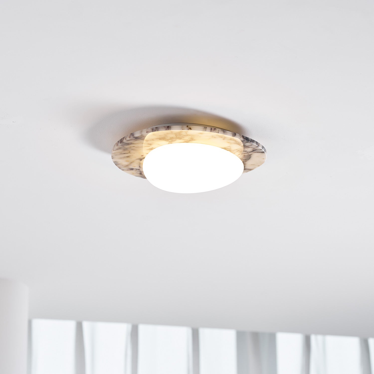 Plafonnier moderne Valuxina