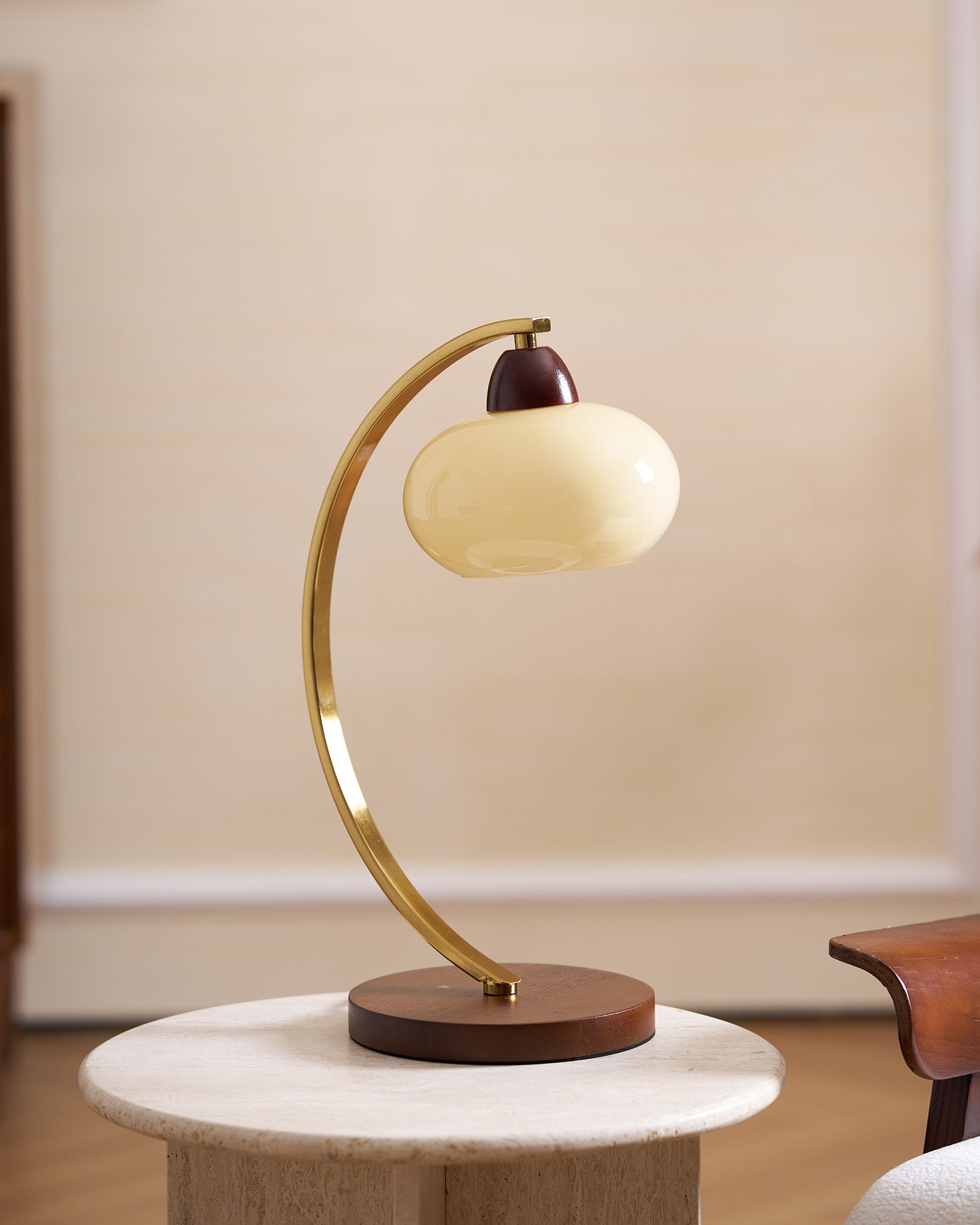 Lampe de table vintage Béovo