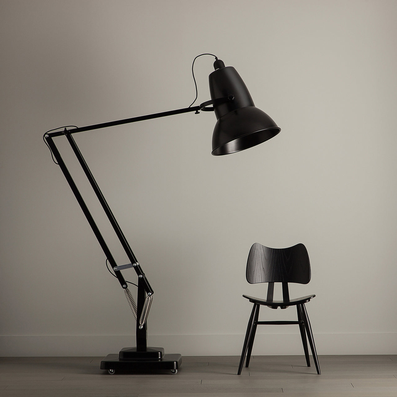 Lampadaire articulé Talunee