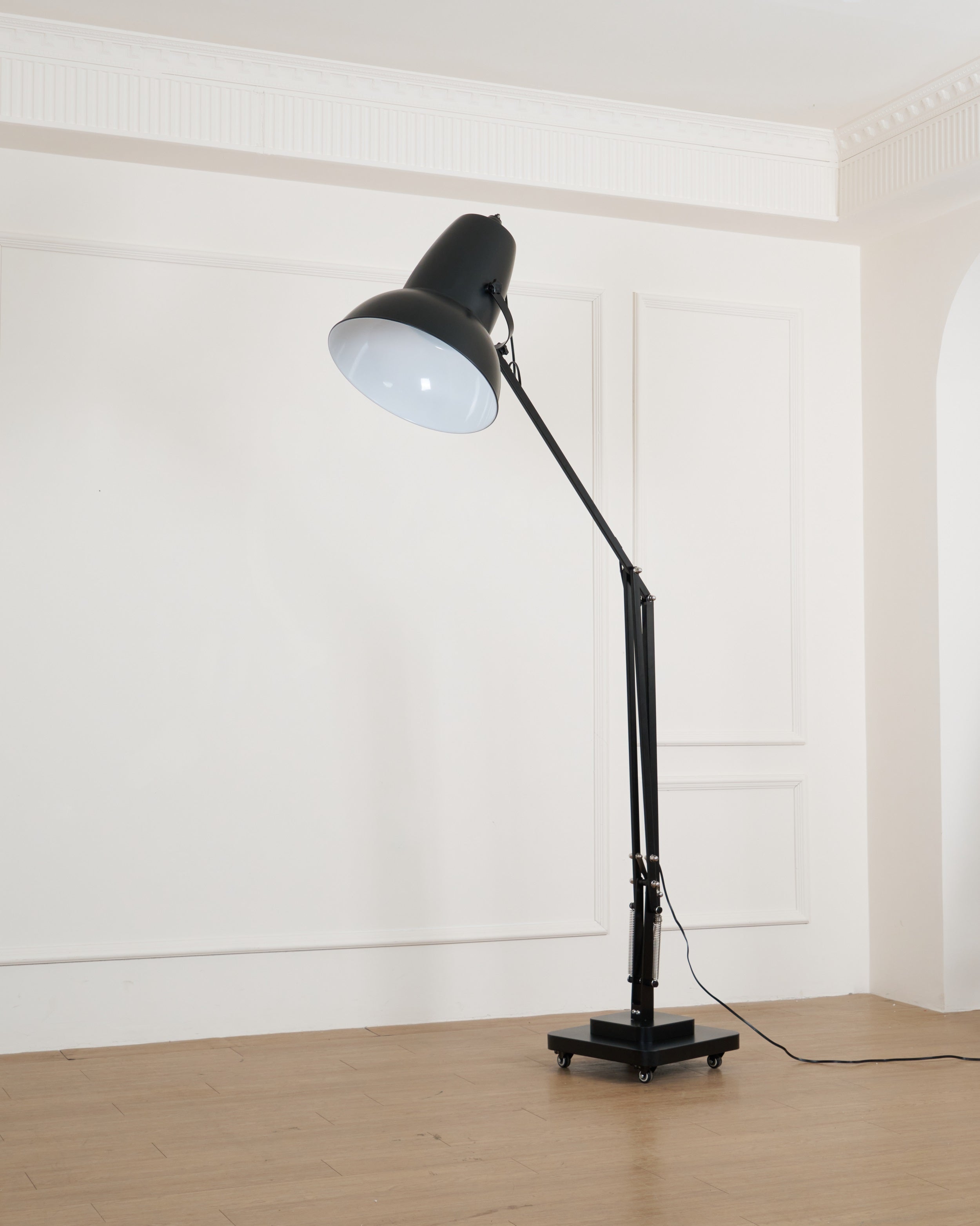 Lampadaire articulé Talunee