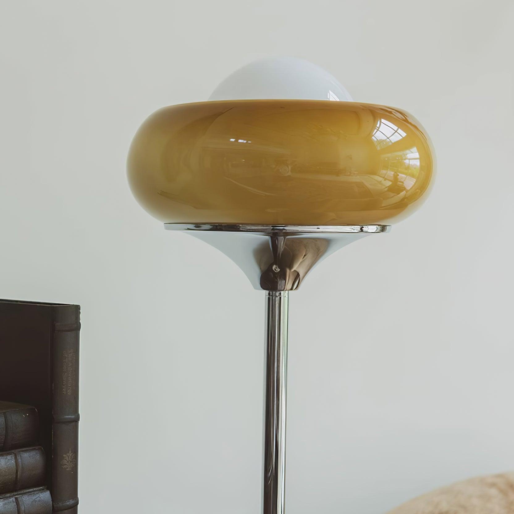 Lampadaire globe Perenelléa