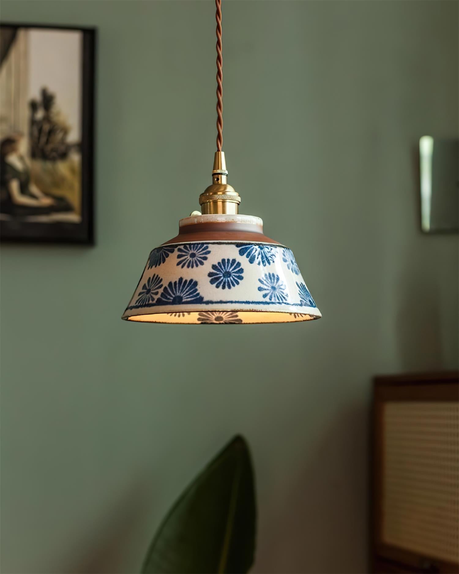 Suspension artisanale Celroncour