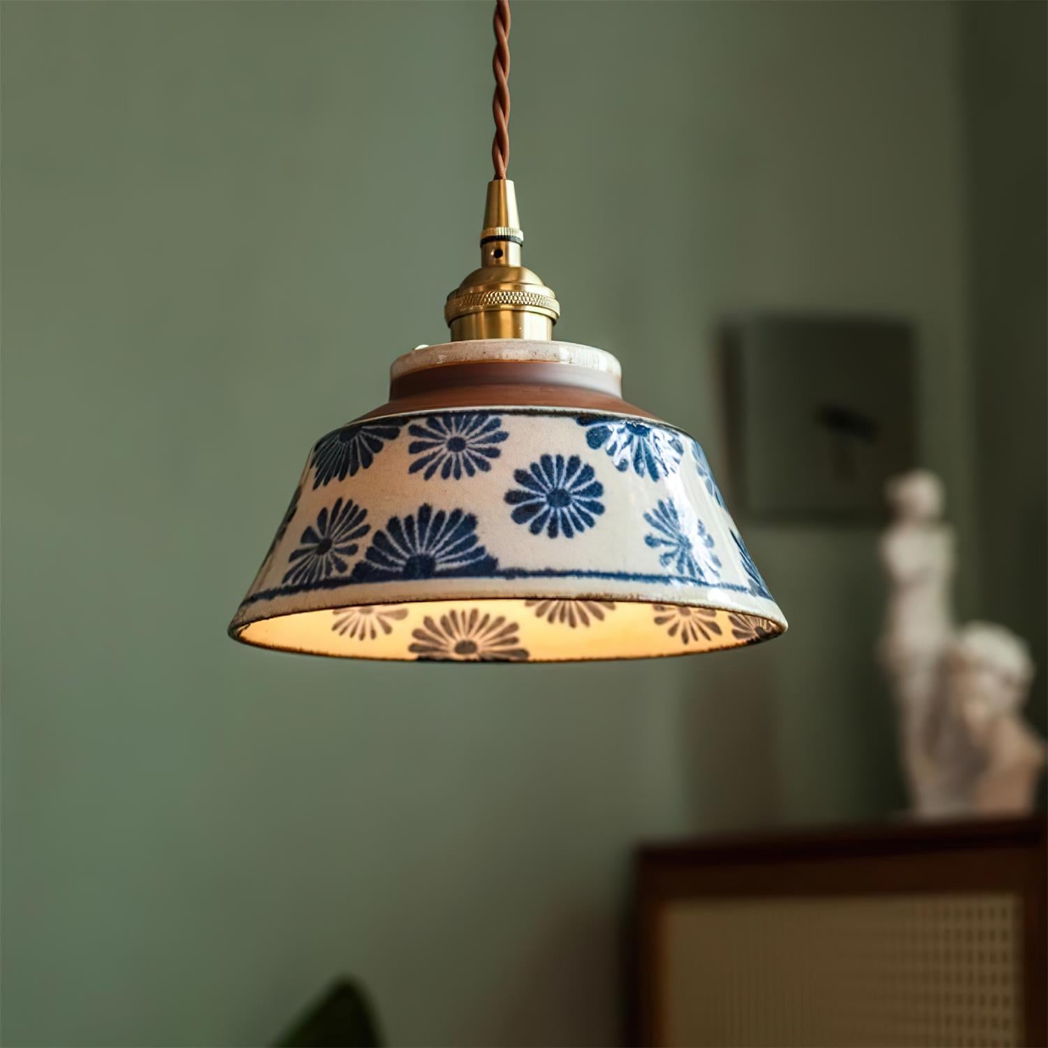 Suspension artisanale Celroncour