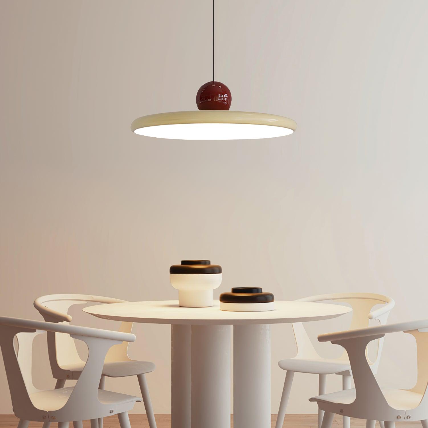 Suspension ronde Pamontvia