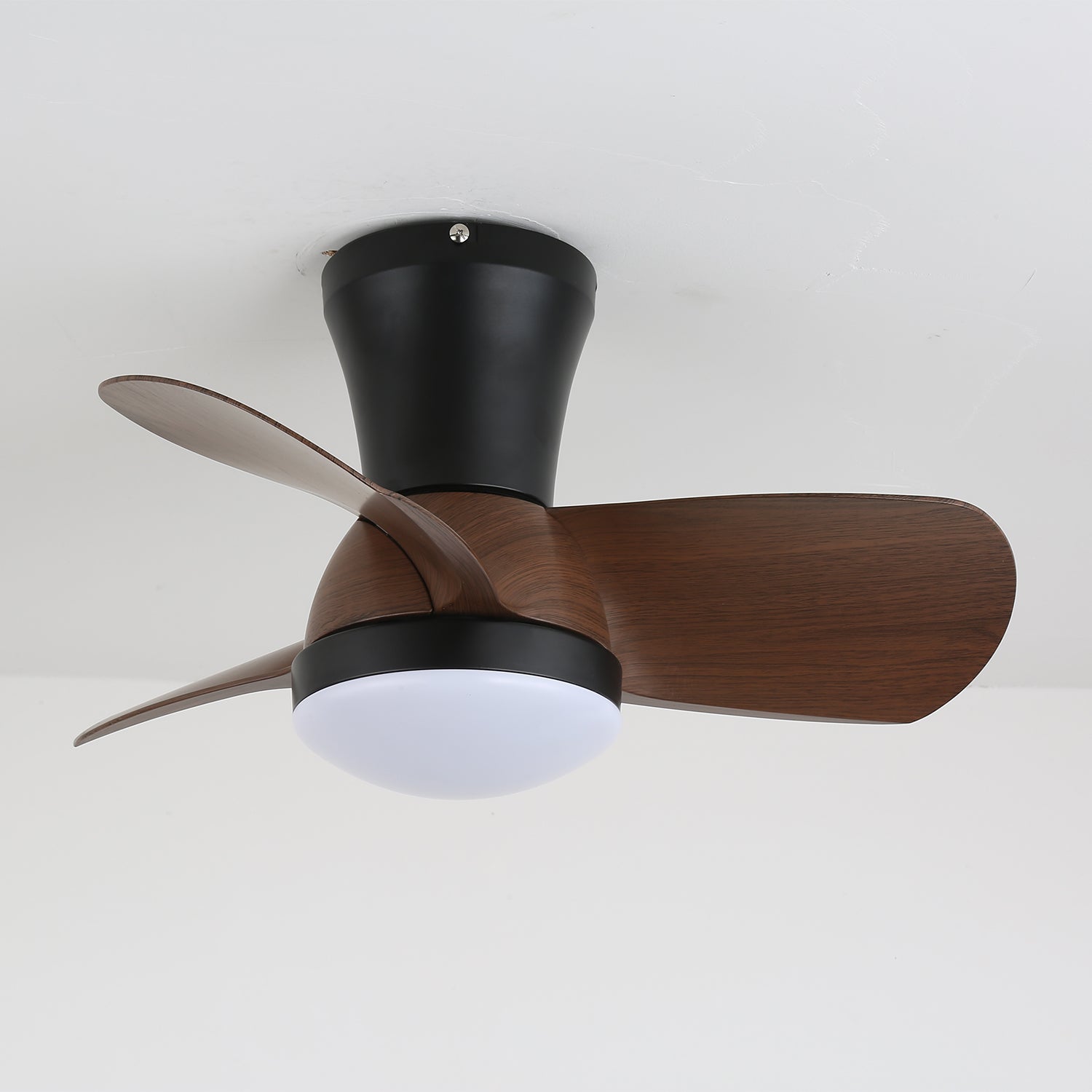 Ventilateur de plafond moderne Kebeluna