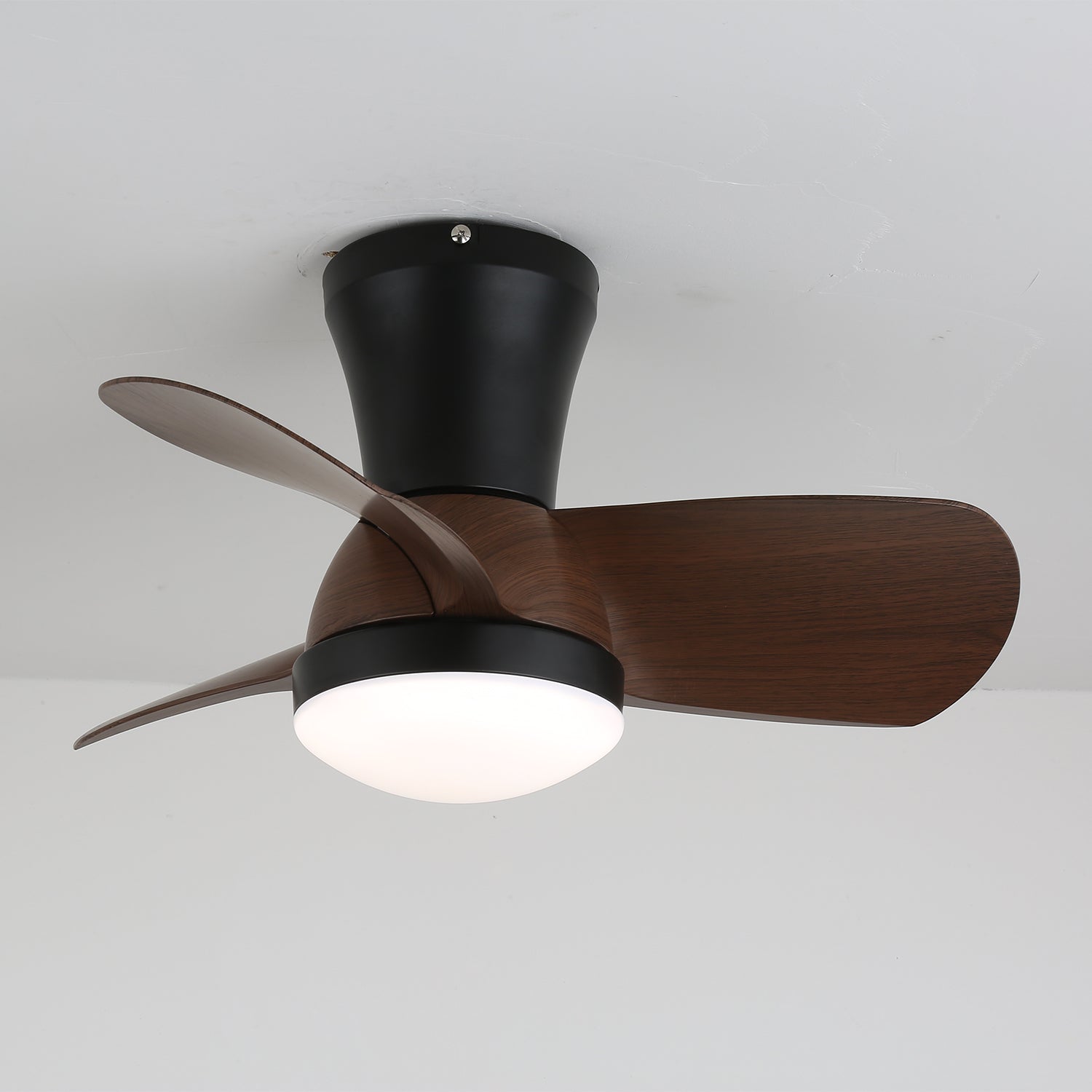 Ventilateur de plafond moderne Kebeluna