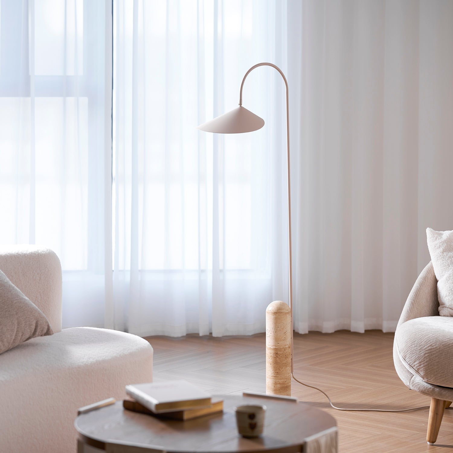 Lampadaire minimaliste Loovis