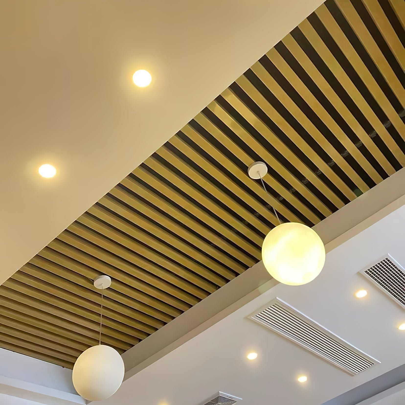 Suspension globe Mirronos