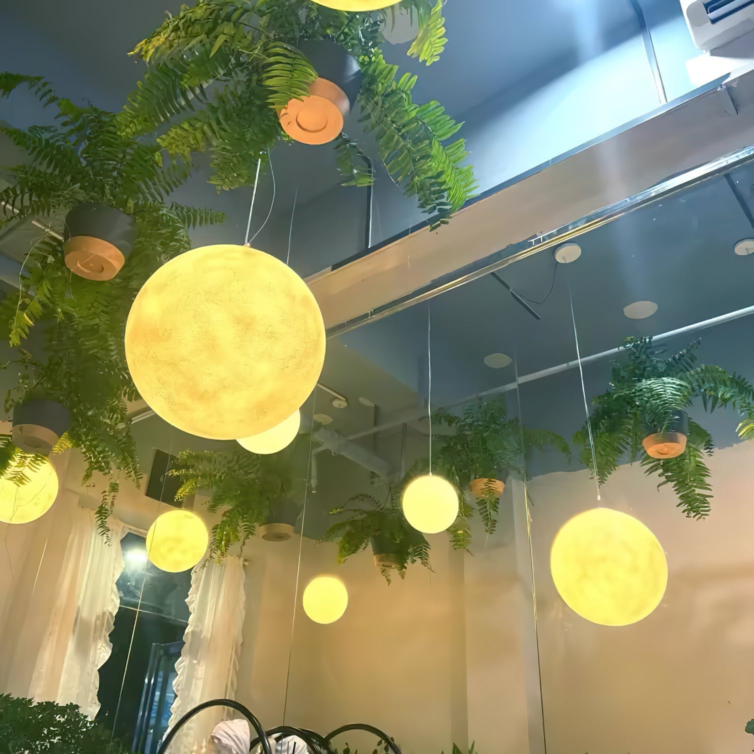 Suspension globe Mirronos