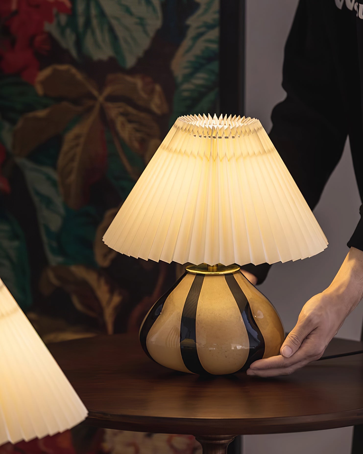 Lampe de table plissée Melrieno