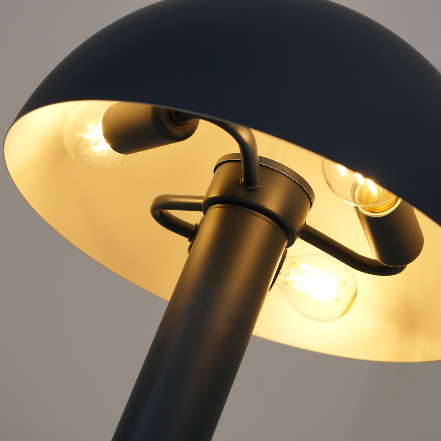 Lampe de table champignon Dovéaire