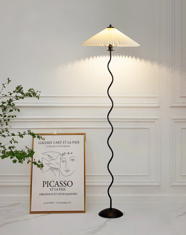 Lampadaire ondulé Semirélle